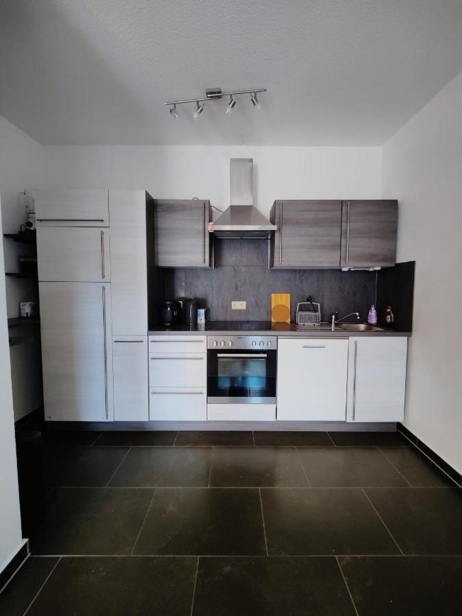 Neu Sanierte Wohnung Mit Balkon Und Stellplatz Ερφούρτη Εξωτερικό φωτογραφία