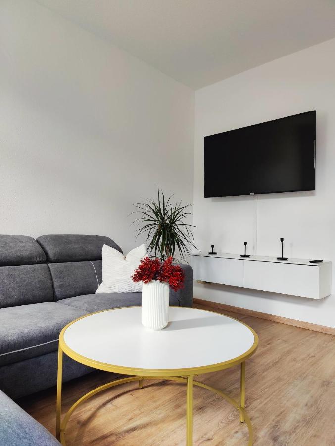 Neu Sanierte Wohnung Mit Balkon Und Stellplatz Ερφούρτη Εξωτερικό φωτογραφία