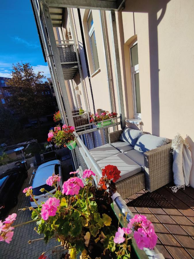 Neu Sanierte Wohnung Mit Balkon Und Stellplatz Ερφούρτη Εξωτερικό φωτογραφία